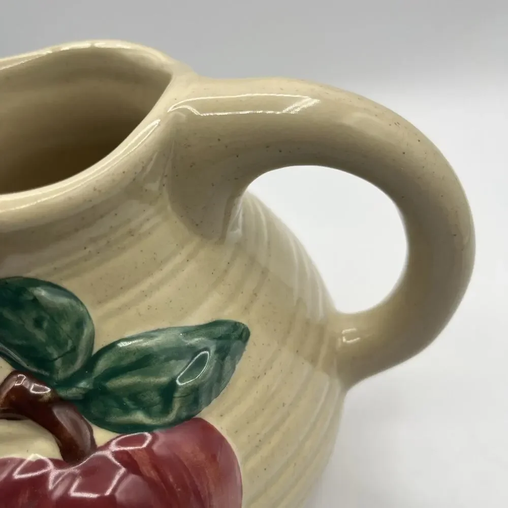 Pitcher & 2 Salt Pepper Shaker 3D Apple & Leaves Green Red Beige Ceramic pre-own